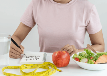 Diet Tips That Help Improve Overall Health Naturally